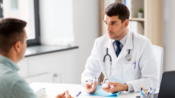 إنَّ إضافة القرفة إلى الأطباق اليومية يساعد على استقرار نسبة السكر في الدم