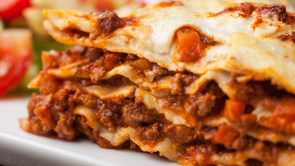 اللازانيا باللحم المفروم