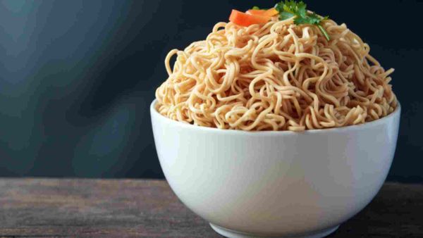 طبق النودلز اللذيذ 