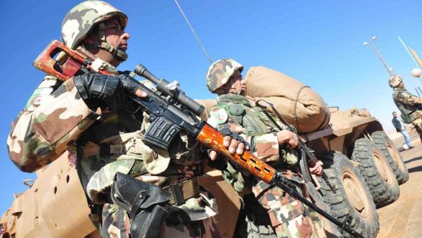 جنود جزائريون