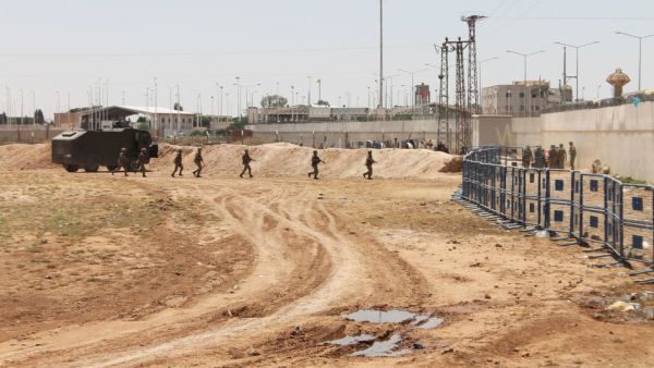 السلطات التركية تعتقل ثلاث فرنسيات يشتبه في انتمائهن لتنظيم "داعش"