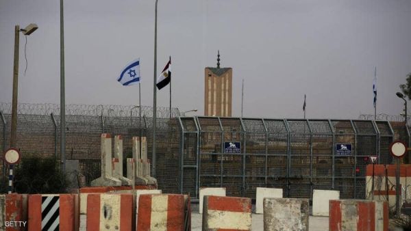 تسببت القذيفتان بأضرار مادية في كنيس ومركبة بمستوطنة “بيني نتساريم”