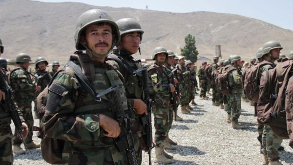 جنود أفغان