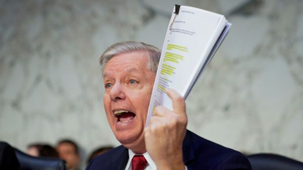  السيناتور الجمهوري الأمريكي البارز ليندسي غراهام