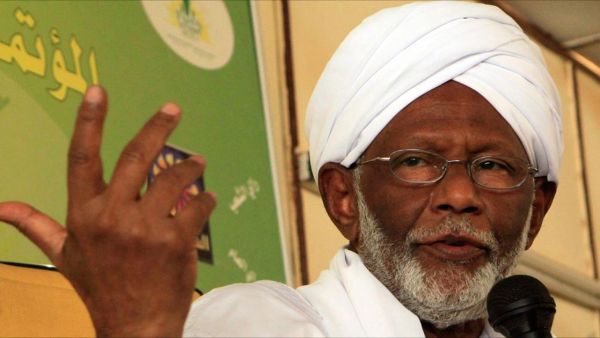  الراحل حسن الترابي