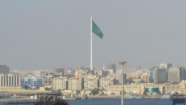 العثور على جثتين محروقتين بماء نار في حي القوزين