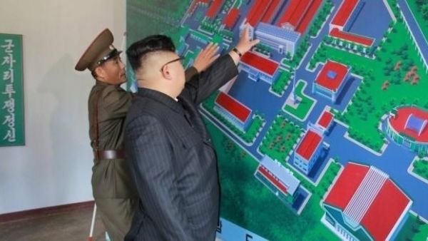  زعيم كوريا الشمالية كيم جونغ أون