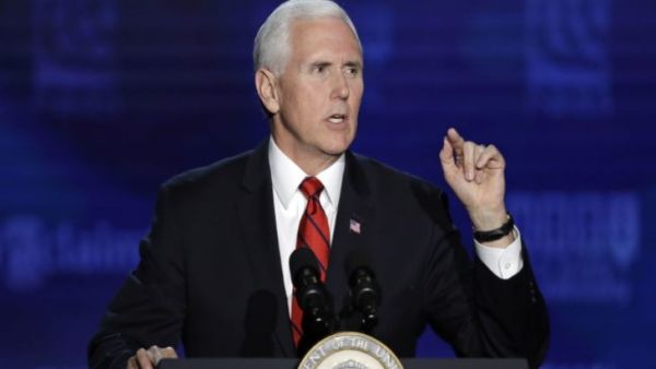 نائب الرئيس الأمريكي مايك بنس