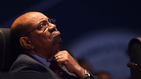 الرئيس السوداني المعزول عمر البشير