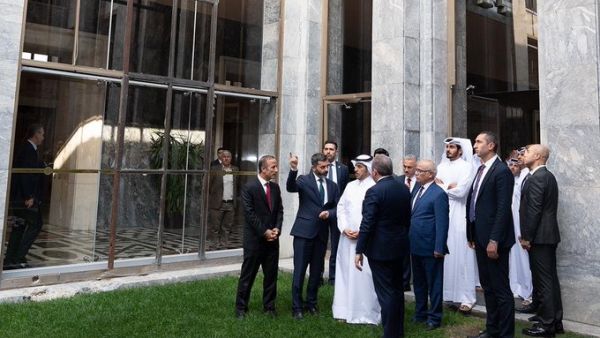 شقيق الأمير القطري يؤكد وقوف بلاده إلى جانب تركيا