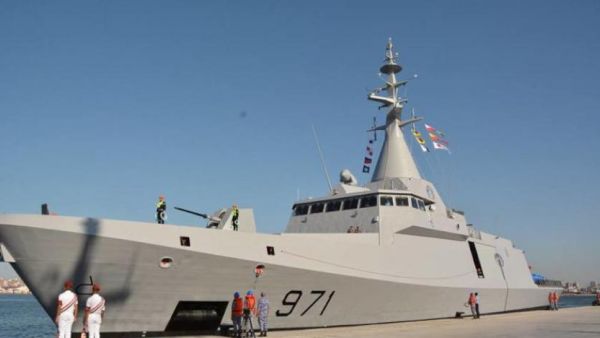 سفينة حربية مصرية