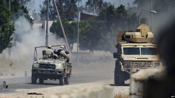 تعاني ليبيا، منذ 2011، من صراع على الشرعية والسلطة، يتركز حاليا بين حكومة الوفاق وحفتر