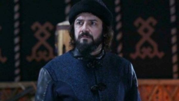 النجم التركي جيم أوتشان