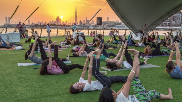 انتعلوا حذاءكم الرياضي لمساراتٍ مرحة متعددة 