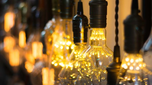 أروع العروض المسرحية والفنية في دبي 