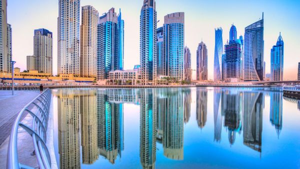 أسبوع مليء بالاحتفالات، والعروض الكوميدية والفنيّة