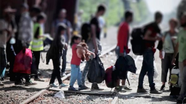 Global Number of Displaced People Passes 100M for First Time