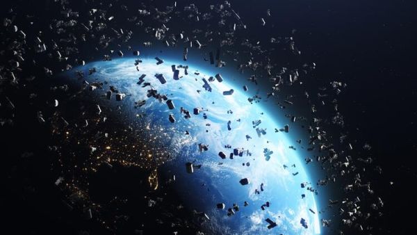 Experts Issue Call to Regulate Space Debris as Space Junk Increases