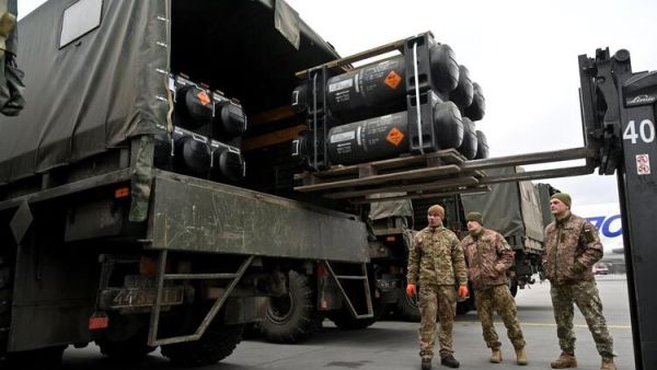 Ukraine Military Use Modern Weapons to Hold off Eastern Assault
