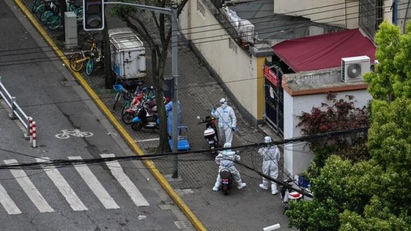 Millions Confined to Homes as Shanghai Battles COVID-19 Outbreak