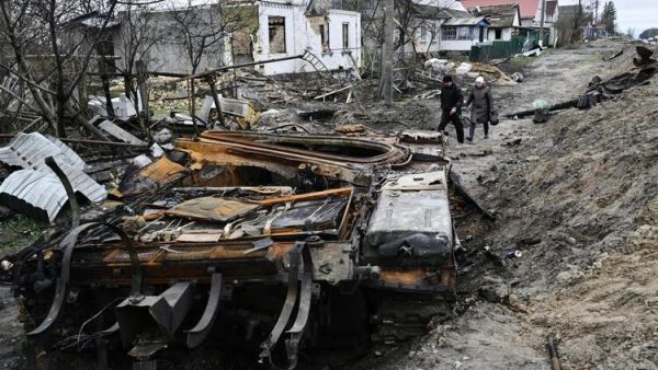 Russian Military Captures City of Kreminna in Donbas Offensive