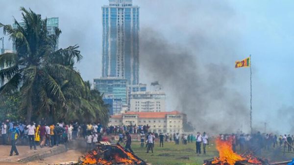 Thousands of Police, Troops Deployed After Sri Lanka Unrest (AFP)