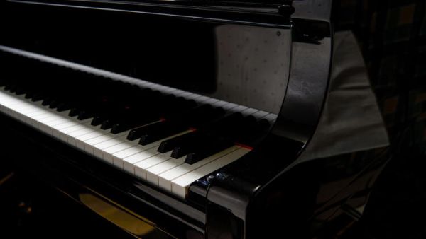 Muslim Cleric Shunned in Lebanon for Playing Piano