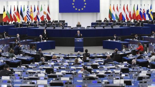 Bulgarian EU Lawmaker Faces Backlash After Giving 'Nazi Salute'