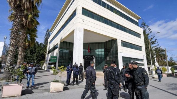 Tunisian Security Forces Close Judicial Council’s Headquarters