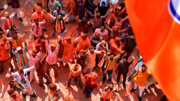 In Pictures: Colors Fly as India Elections Underway