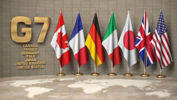 G7 Countries Pledge to Ban Russian Oil Imports