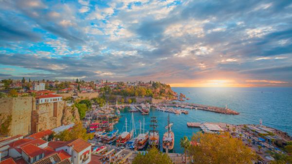 Turkey: Antalya Hosts Over 15 Million Tourist