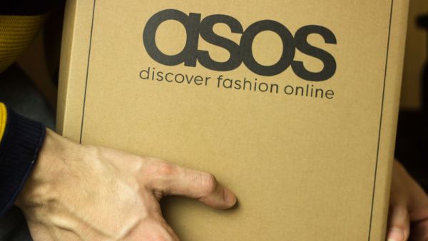 UK: Asos Acquires Arcadia's Topshop, Topman, Miss Selfridge for $363 Million
