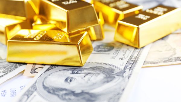 Weaker Dollar Stabilizes Gold Prices