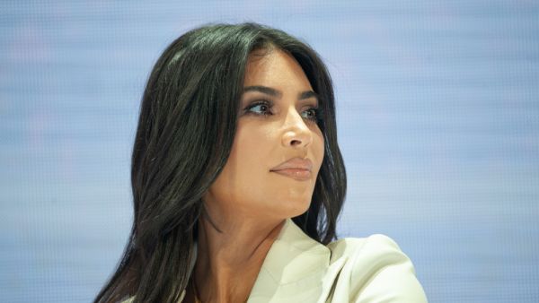 Kim Kardashian, Floyd Mayweather Jr. Sued Over Cryptocurrency Promotion