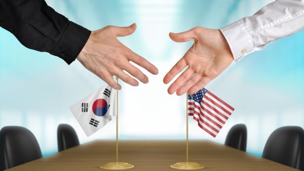 S. Korea: Nearly One-Third of Financial Investment Overseas Are in US