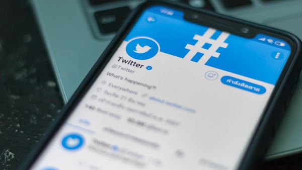 Twitter Adds 'Representative Tweet' to Trends in Saudi Arabia, the UAE and Egypt