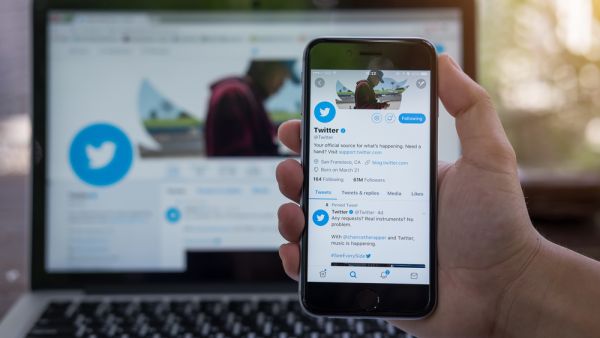 Facebook, Twitter Suspend Accounts Linked to Russian Network