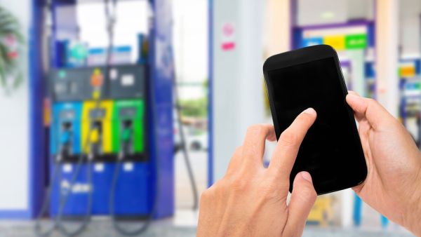 Saudi banks’ keenness to provide POS terminals for gas stations, other shops, and commercial and service establishments.