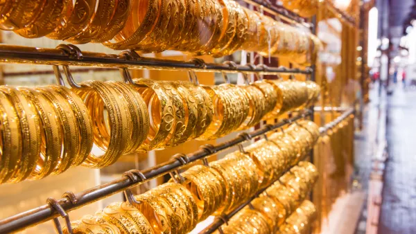 أسعار الذهب اليوم في دبي: سعر الجرام عيار 24 ينخفض إلى 220 درهم