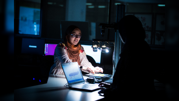 Abu Dhabi University’s College of Engineering hosts the fourth Women in Engineering Forum 2021 