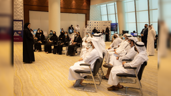 مجموعة بنك الإمارات دبي الوطني ترحب بخريجي الدفعة الأولى من برنامج "رواد" الذين باشروا مسيرة قيادية تستمر لمدة 24 شهر