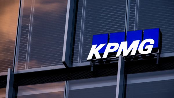 The webinar focused on what companies need to do to get ready for the VAT rate change and ensure their teams’ readiness to deal their ongoing compliance obligations at the new rate. KPMG in Bahrain Hosts a Seminar on Bahrain’s Value-Added Tax (VAT) Increase