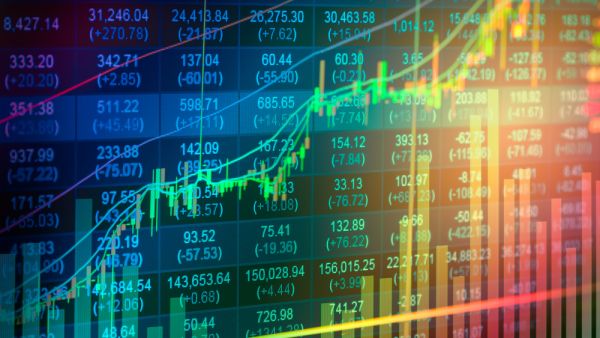 The region's largest bourse Saudi Arabia's Tadawul jumped 1.1 per cent to 6,789 points. (Shutterstock) GCC Stock Markets Open Higher Due to Oil Prices Recovery