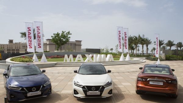التجديدات التي أدخلت على سيارة السيدان الرائدة من "نيسان" تشمل المقصورة الخارجية مع شبك V-motion الأمامي وتصميم جديد للعجلات ومقصورة داخلية الفخمة
