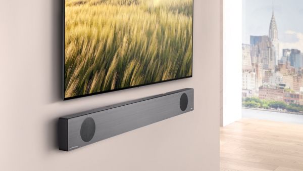 ابتداءً من مكبرات SOUNDBARS المتطورة والأنظمة الصوتية ذات المكونات المصغرة وصولاً إلى مكبرات الصوت المحمولة، الأنظمة الصوتية الجديدة من إل جي تقدم تجربة صوتية فائقة في المنزل والخارج