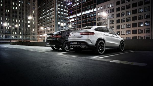تثري نجمة الكوبيه من طراز AMG GLE 43 4MATIC عشاقها بتجربة قيادة مفهمة بالإثارة والقوة التي طالما تشتهر بها تصاميم AMG