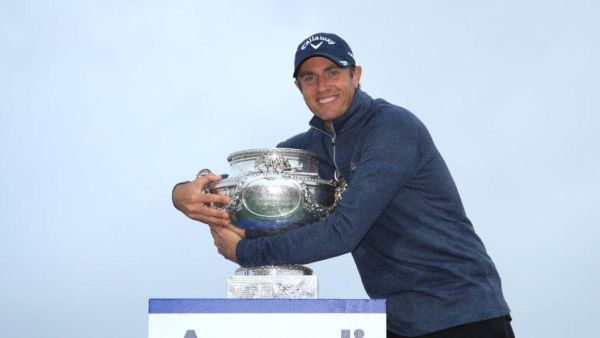 Colsaerts with the Amundi Open de France trophy