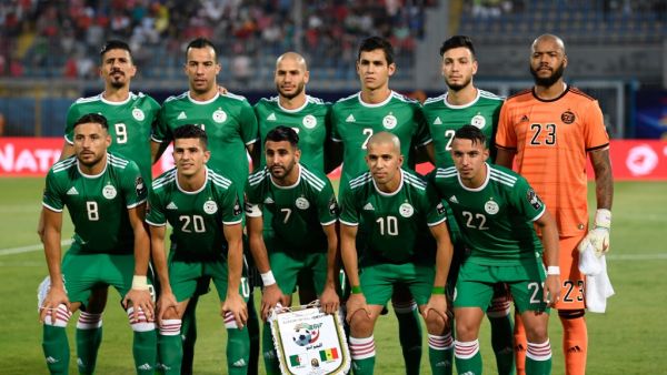  Youcef Belaili's goal fired Algeria into the Africa Cup of Nations round of 16 after they beat Senegal 1-0. 