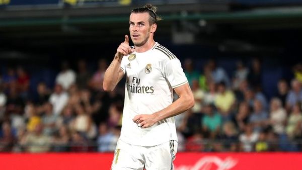 بايل نجم اللقاء رغم الطرد